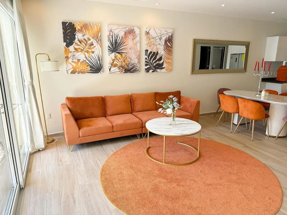 Azure Caribbean Citrine Apartment Puerto Aventuras