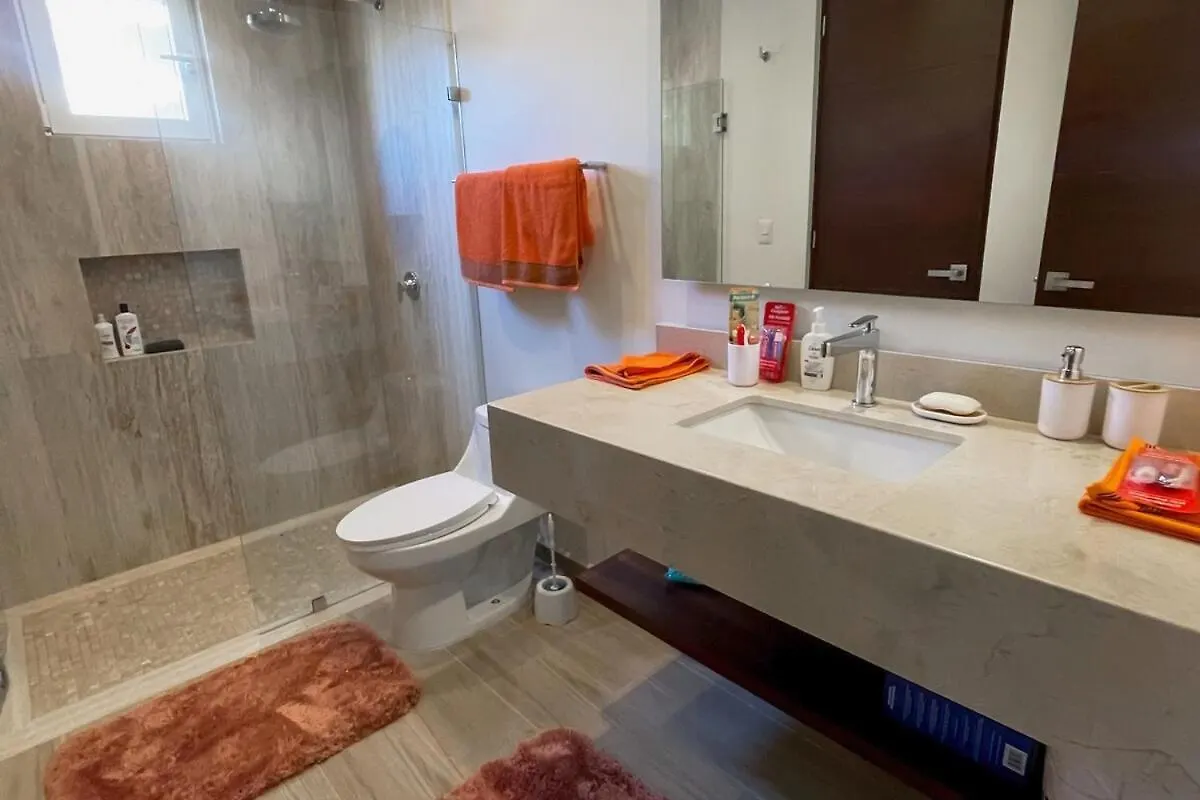 Azure Caribbean Citrine Apartment Puerto Aventuras