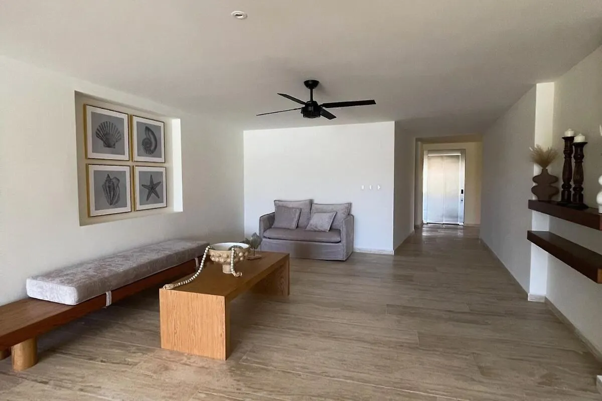 Azure Caribbean Citrine Apartment Puerto Aventuras