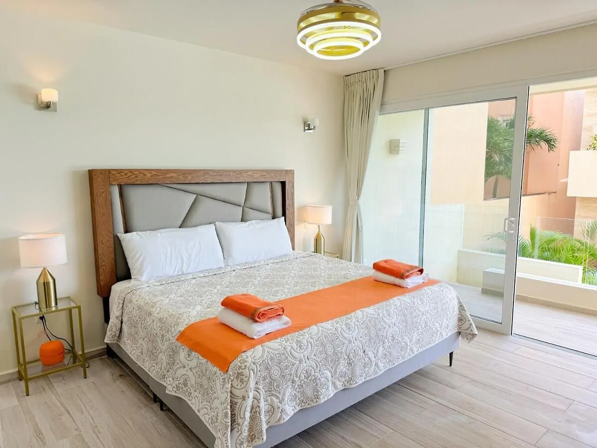 Azure Caribbean Citrine Apartment Puerto Aventuras