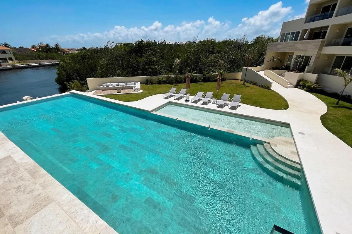 Azure Caribbean Citrine Apartment Puerto Aventuras Mexico