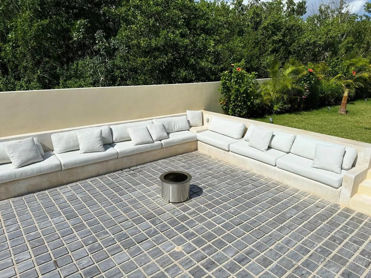 Azure Caribbean Citrine Apartment Puerto Aventuras 0*,